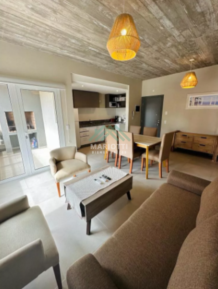 EN VENTA - PINAMAR - MAR DE OSTENDE - DEPARTAMENTO 3 AMB CON PILETA Y SALIDA A LA PLAYA.