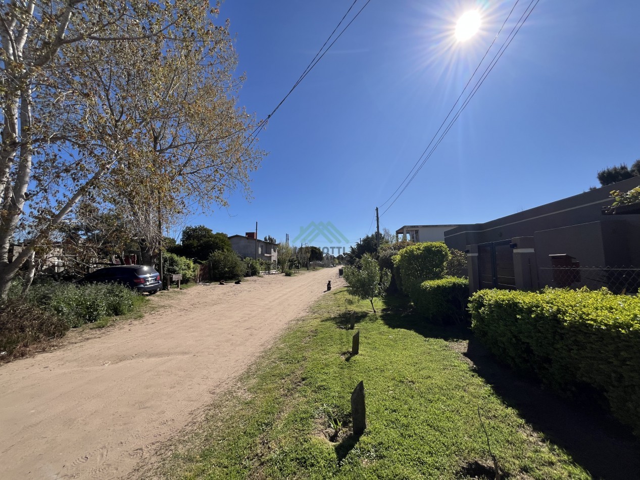 2026 - EN ALQUILER - PINAMAR - OSTENDE - MODERNA CASA EN PH 3 DORM BAÑOS 2 