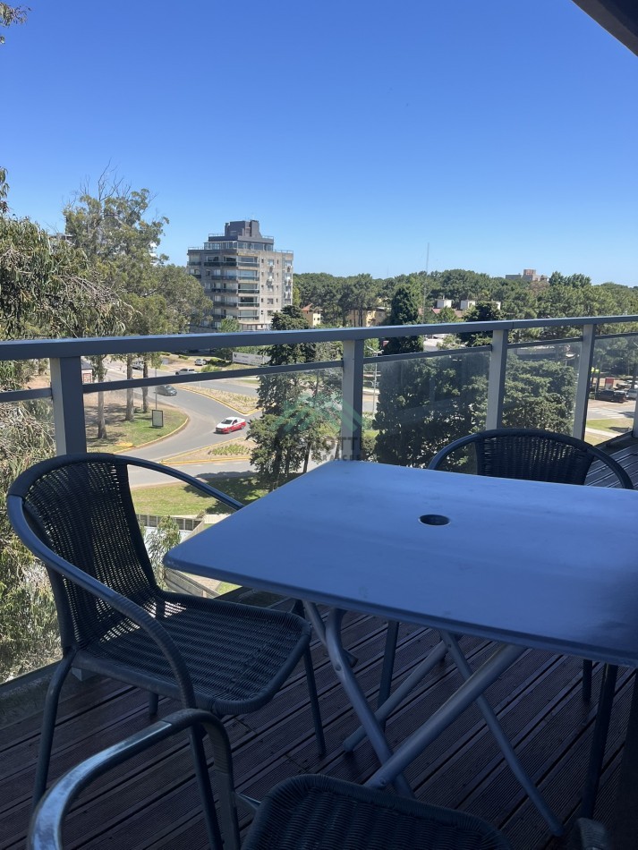 2026 - EN ALQUILER ANUAL - PINAMAR CENTRO -  DEPARTAMENTO 2 AMB CON AMENITIES 