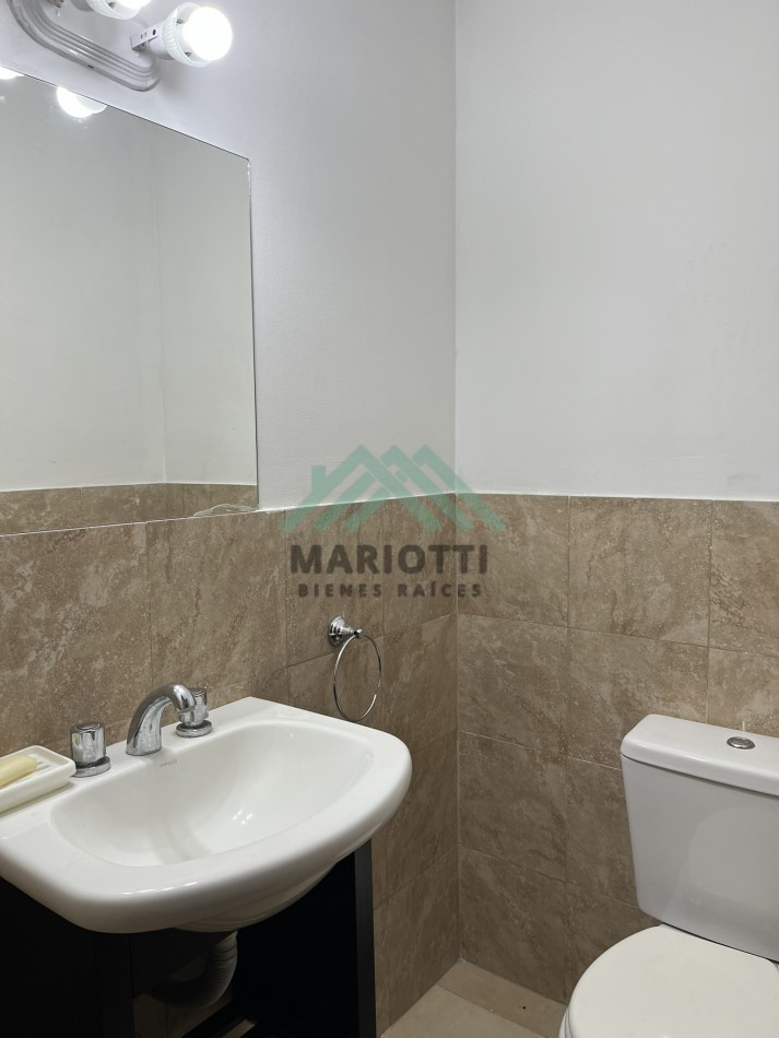 EN VENTA - COSTA ESMERALDA - GOLF I - CASA 3 DORMITORIOS Y PILETA