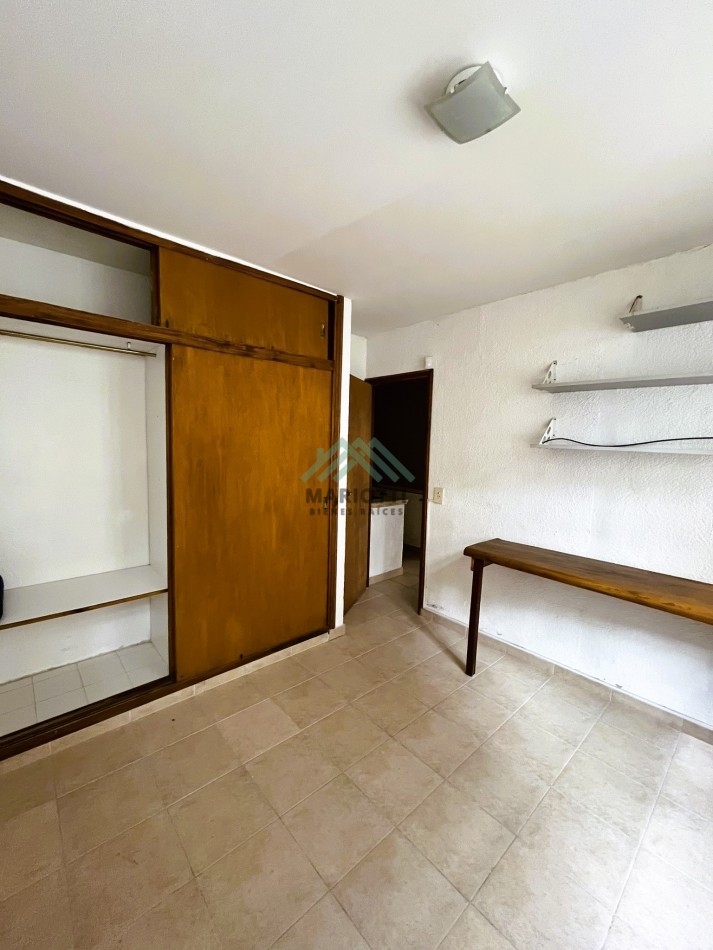 EN ALQUILER - PINAMAR - LOCAL CENTRICO 52 m2