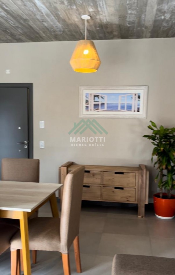 EN VENTA - PINAMAR - MAR DE OSTENDE - DEPARTAMENTO 3 AMB CON PILETA Y SALIDA A LA PLAYA.