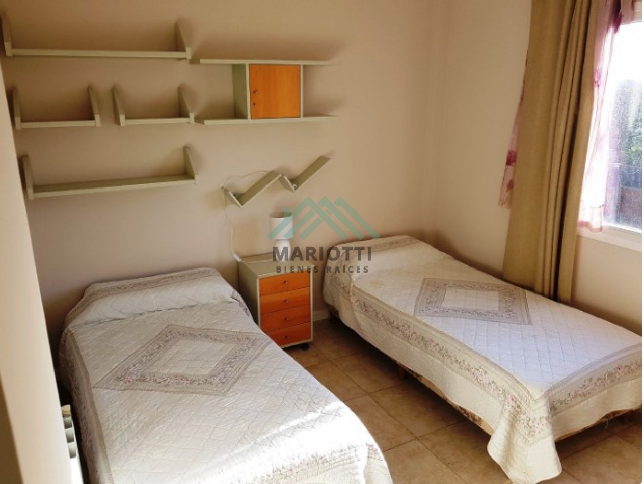 PINAMAR - CENTRO - EN VENTA - DEPARTAMENTO SEMIPISO CON ESTACIONAMIENTO PRIVADO